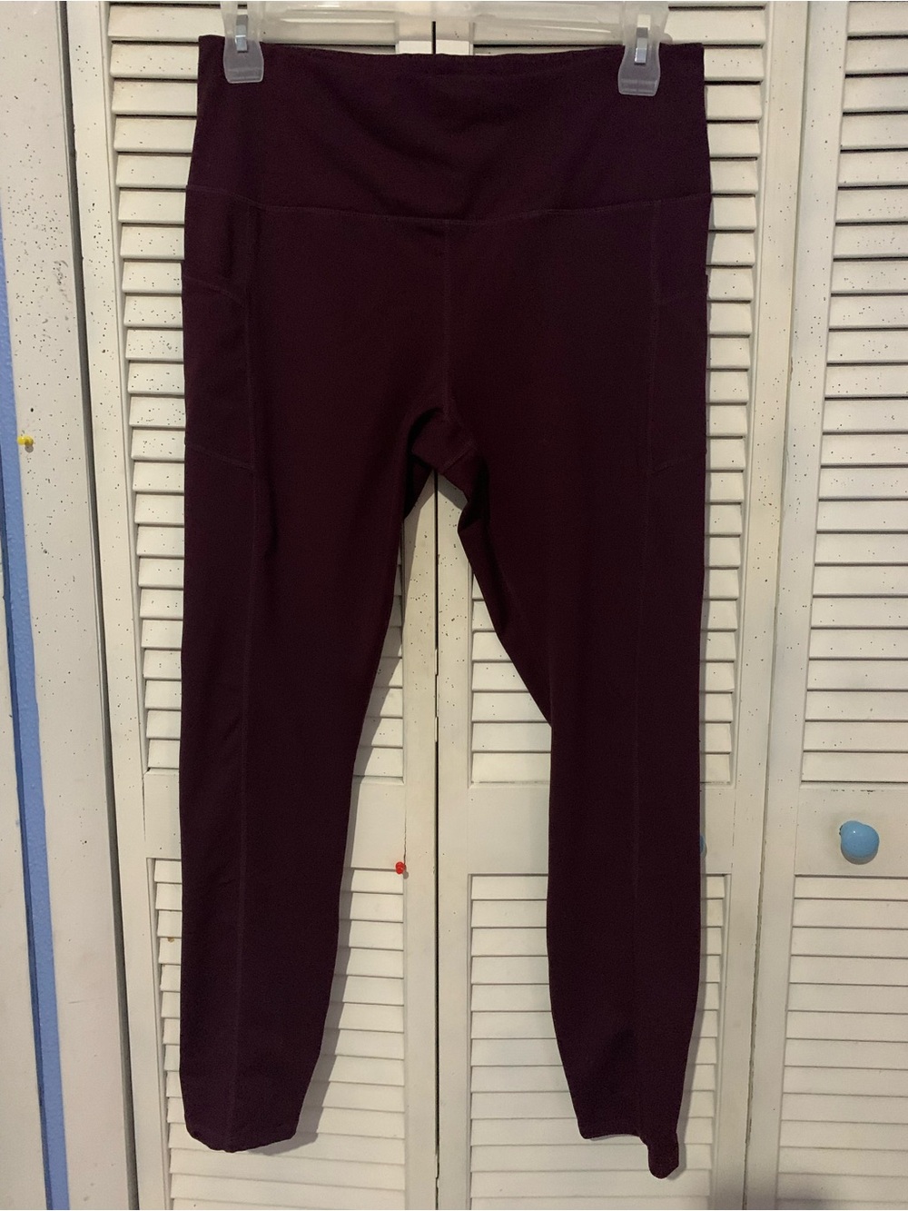 GAIAM Plum Workout Yoga Pants Leggings